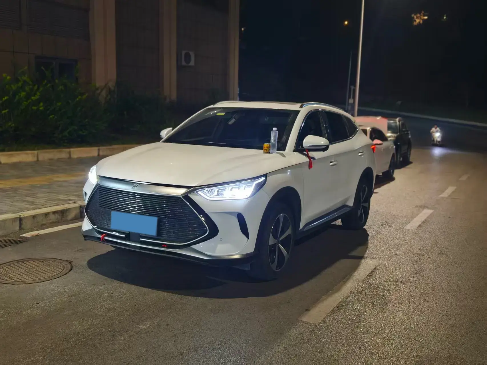 2021 BYD SONG view 1