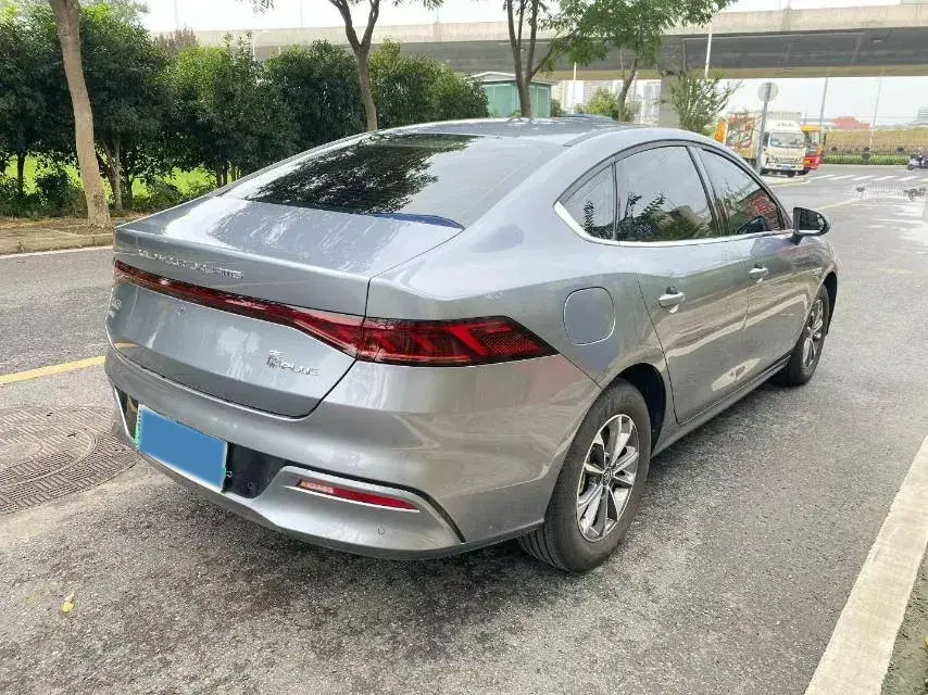 2024 BYD QIN thumbnail 4