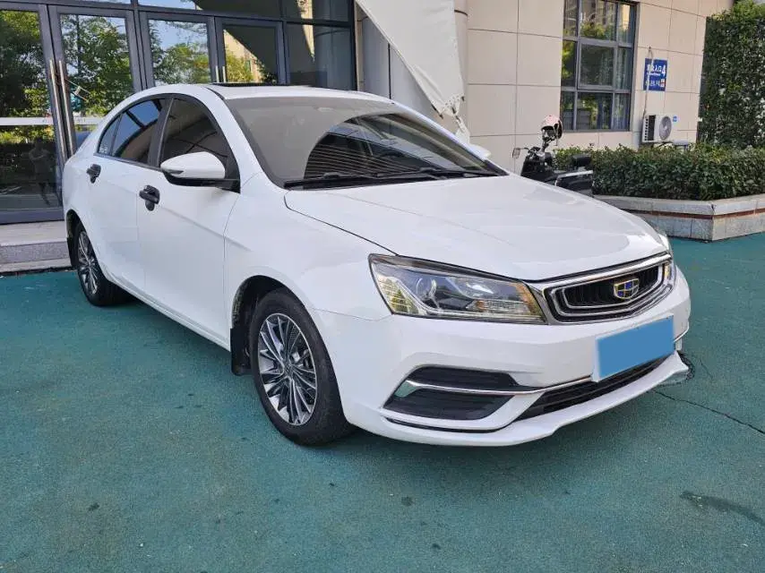 2018 GEELY EMGRAND thumbnail 3