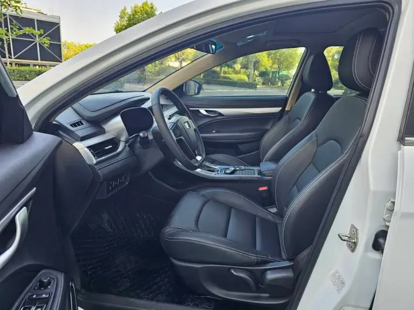 2018 GEELY EMGRAND thumbnail 4