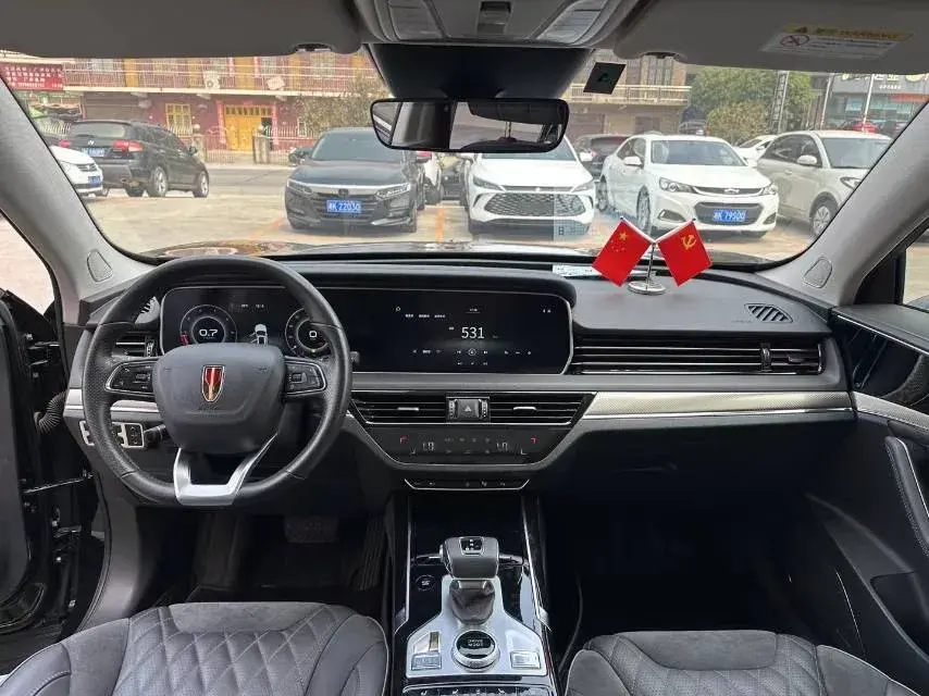 2019 HONGQI HS5 thumbnail 4