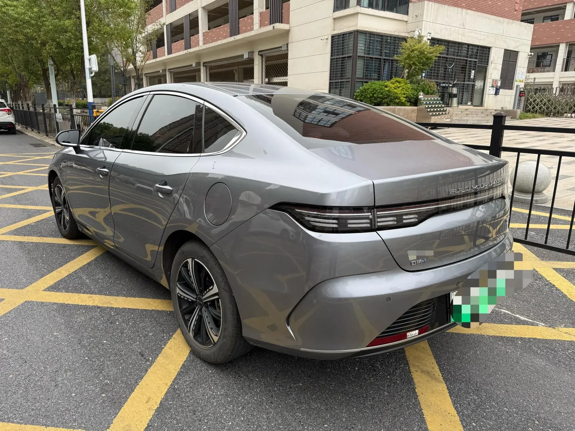 2022 BYD DESTROYER thumbnail 4