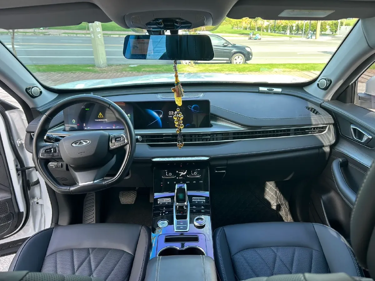 2022 Chery Tiggo 8 Plus e+ 1.5T 156HP L4 3DHT PHEV 19.27KWH,autocango,china used car exporter,china ev exporter,chinese used car exporter,chinese used ev exporter