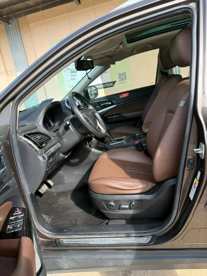 2017 BYD S7 2.0T 205HP L4 6DCT,autocango,china used car exporter,china ev exporter,chinese used car exporter,chinese used ev exporter