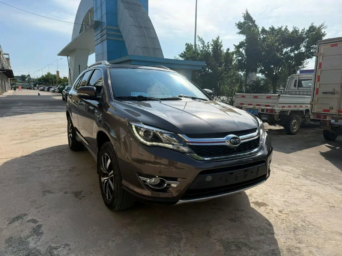 2017 BYD S7 2.0T 205HP L4 6DCT,autocango,china used car exporter,china ev exporter,chinese used car exporter,chinese used ev exporter