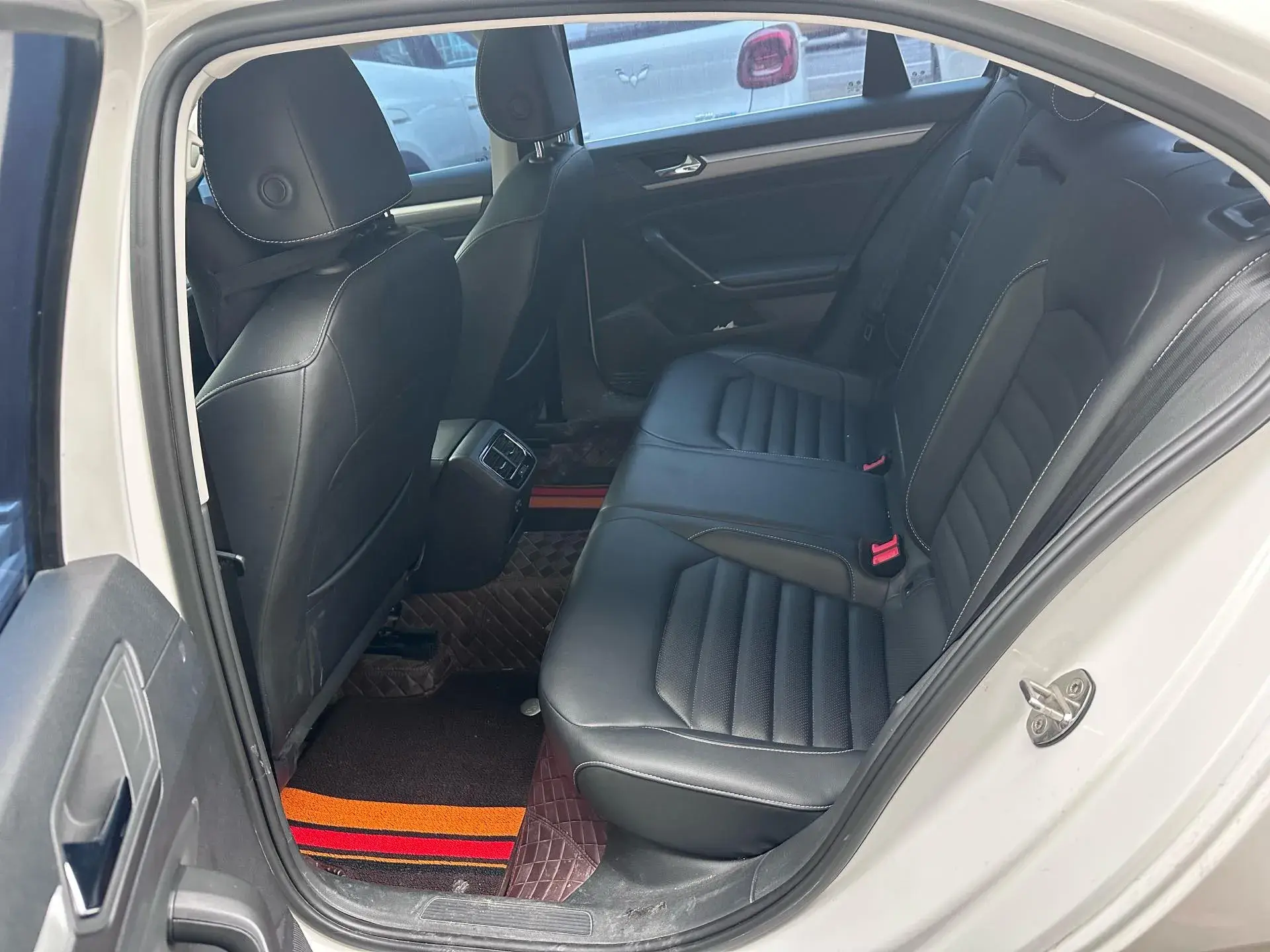 2019 VOLKSWAGEN LAMANDO thumbnail 4