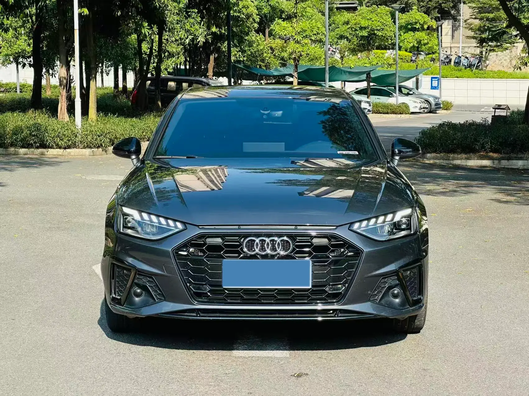 2025 AUDI A4L thumbnail 2