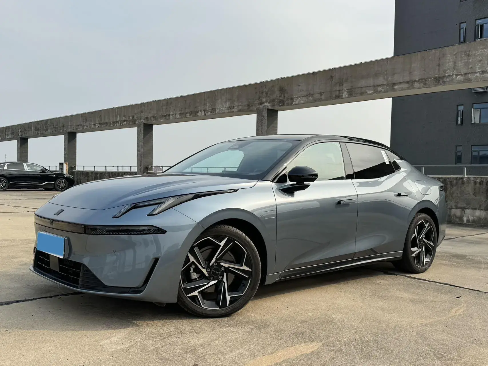 2024 LYNK&CO 07 view 1