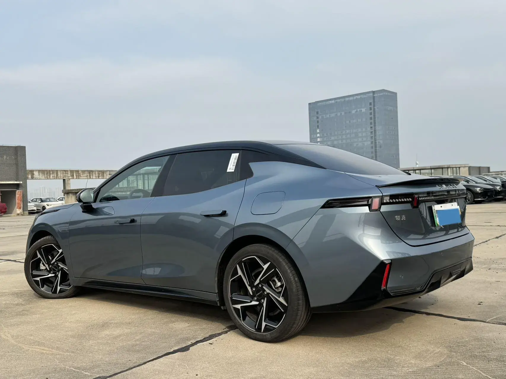 2024 LYNK&CO 07 thumbnail 4