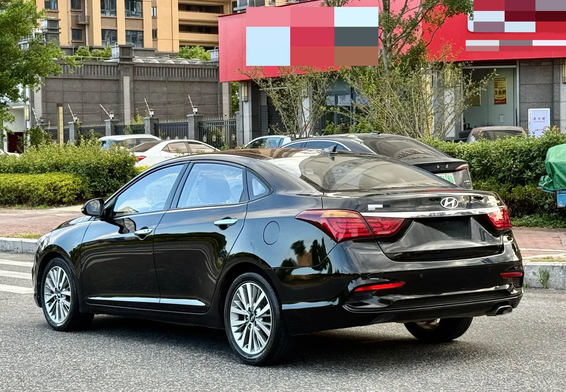 2017 HYUNDAI MISTRA thumbnail 4