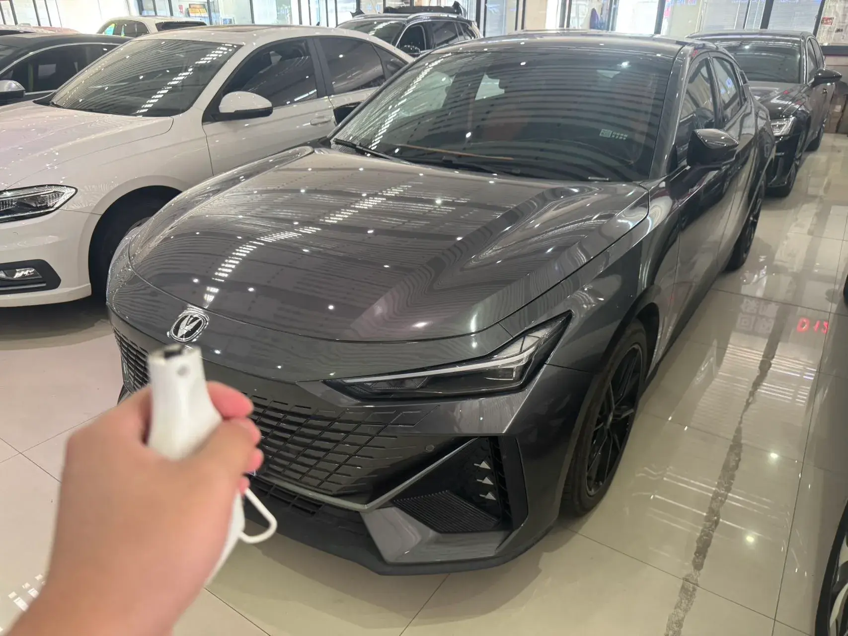 2022 CHANGAN UNI-V view 1