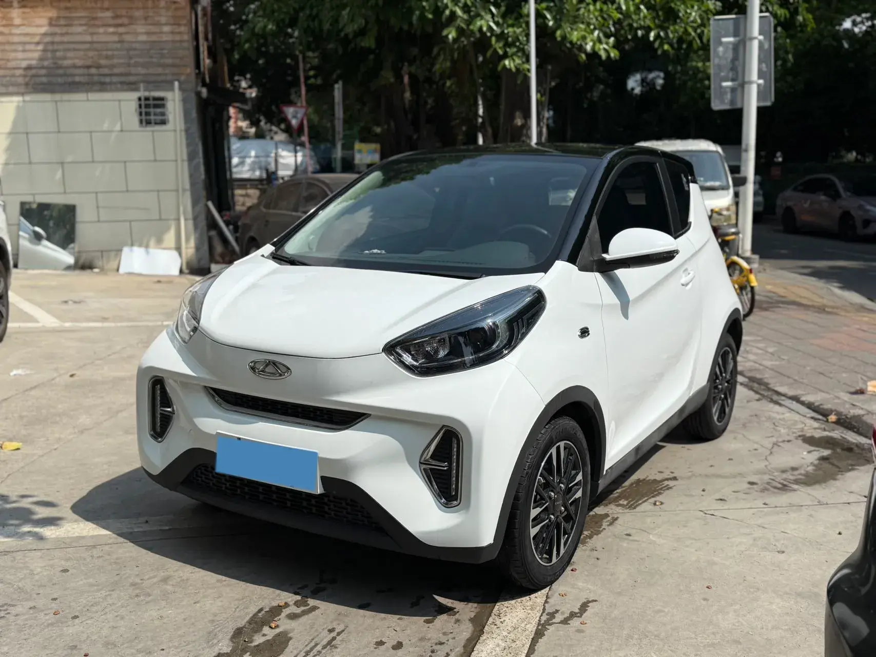 2022 CHERY LITTLE view 1