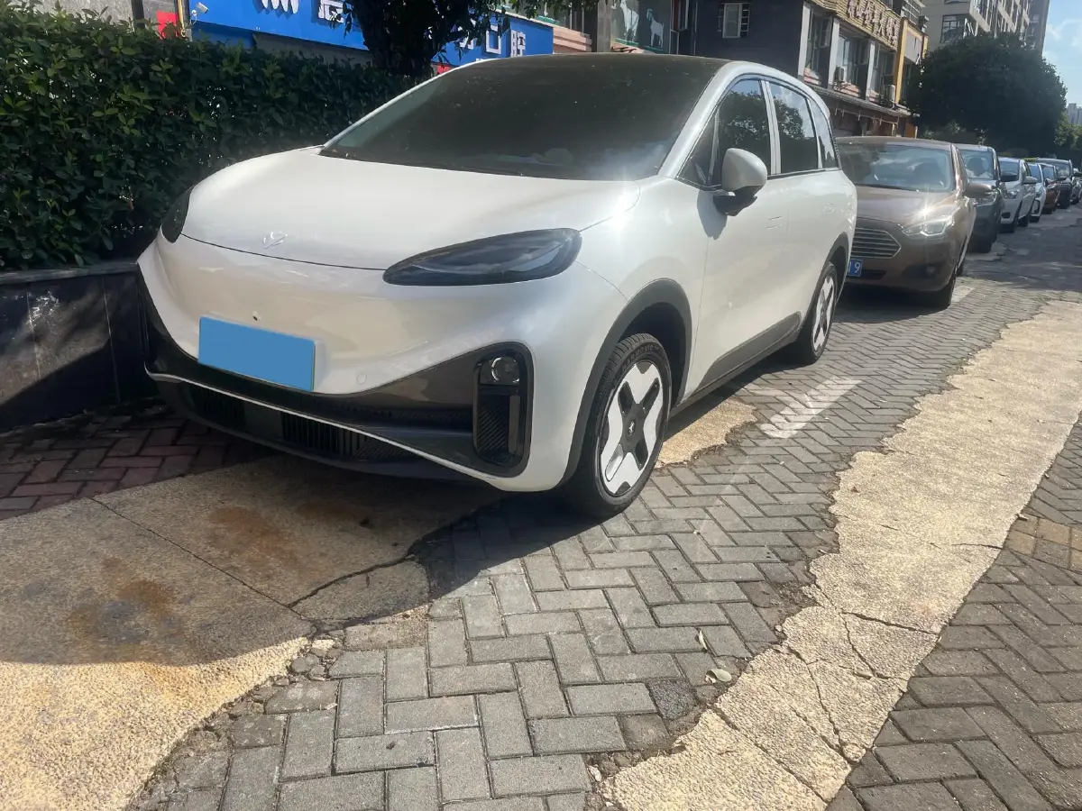 2024 ARCFOX KAOLA S BEV 58.8KWH