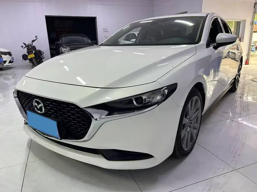 2020 Mazda 3 Axela 2.0L 158HP L4 6AT