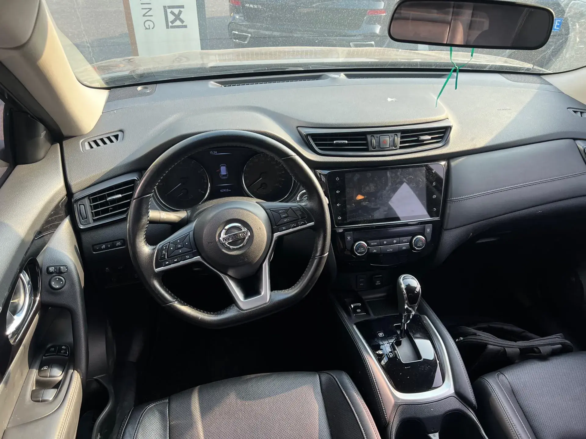 2021 NISSAN X-TRAIL thumbnail 4