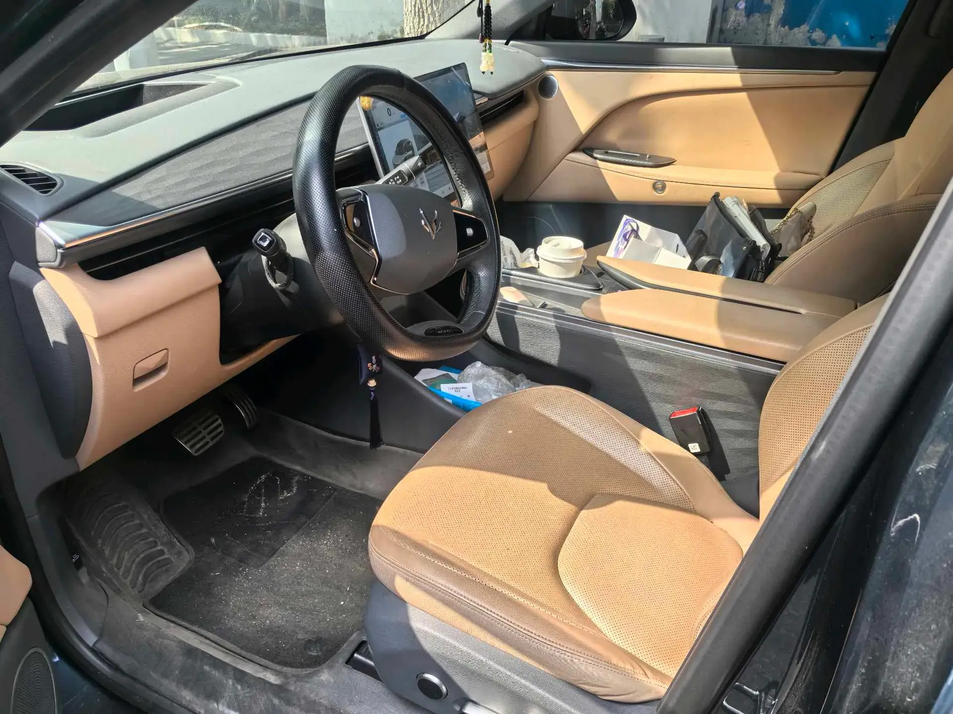 2024 ARCFOX ΑT5 thumbnail 2