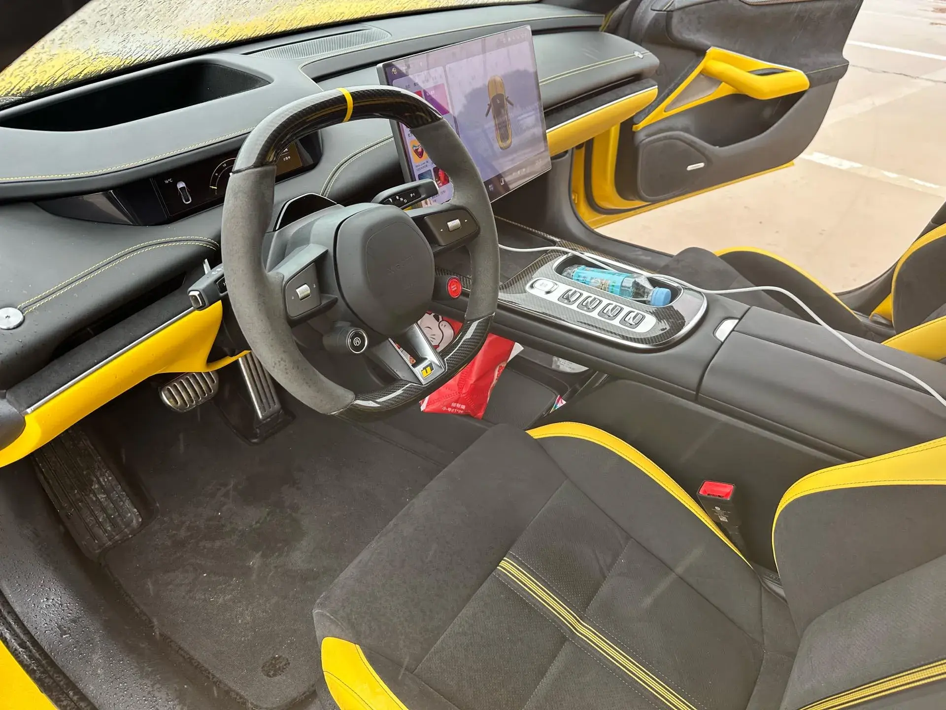 2025 MI SU7 thumbnail 4