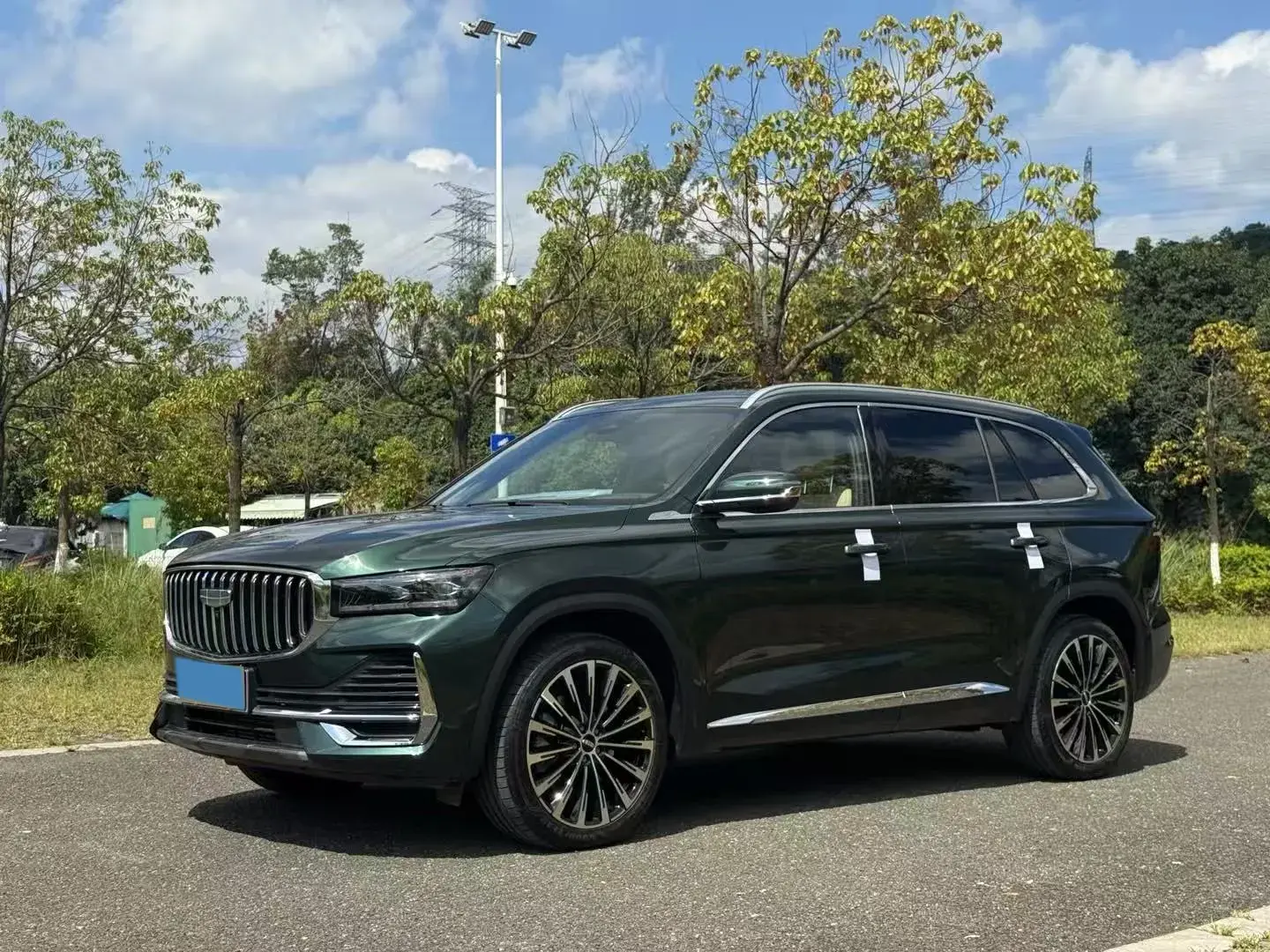 2025 GEELY MONJARO view 1