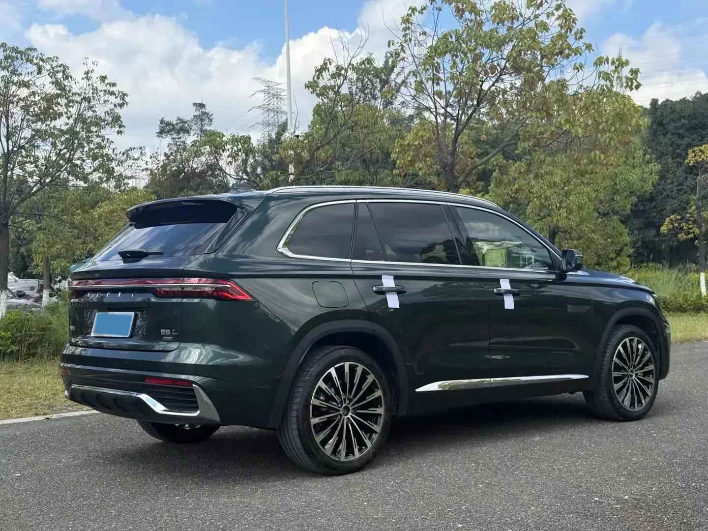 2025 GEELY MONJARO thumbnail 4