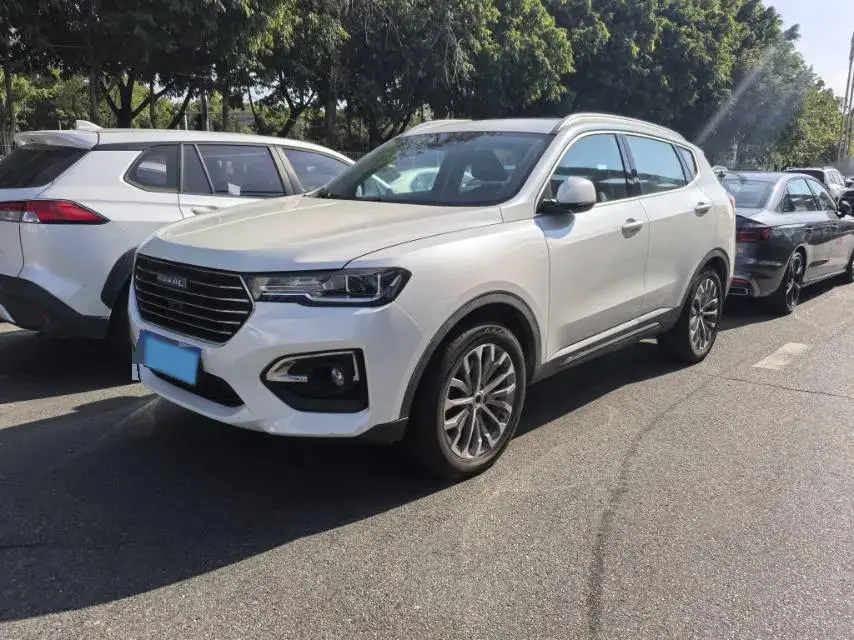 2018 HAVAL H6 view 1