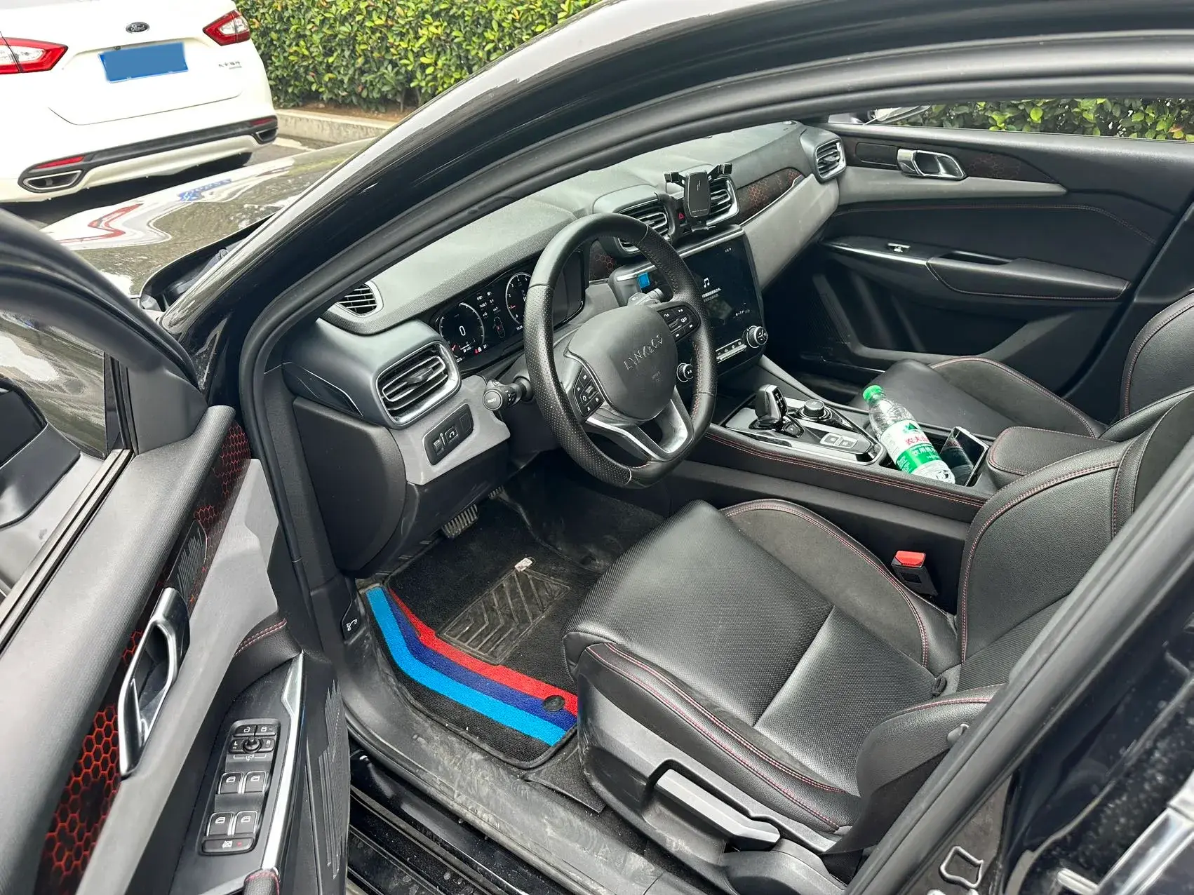 2020 LYNK&CO 03 thumbnail 2