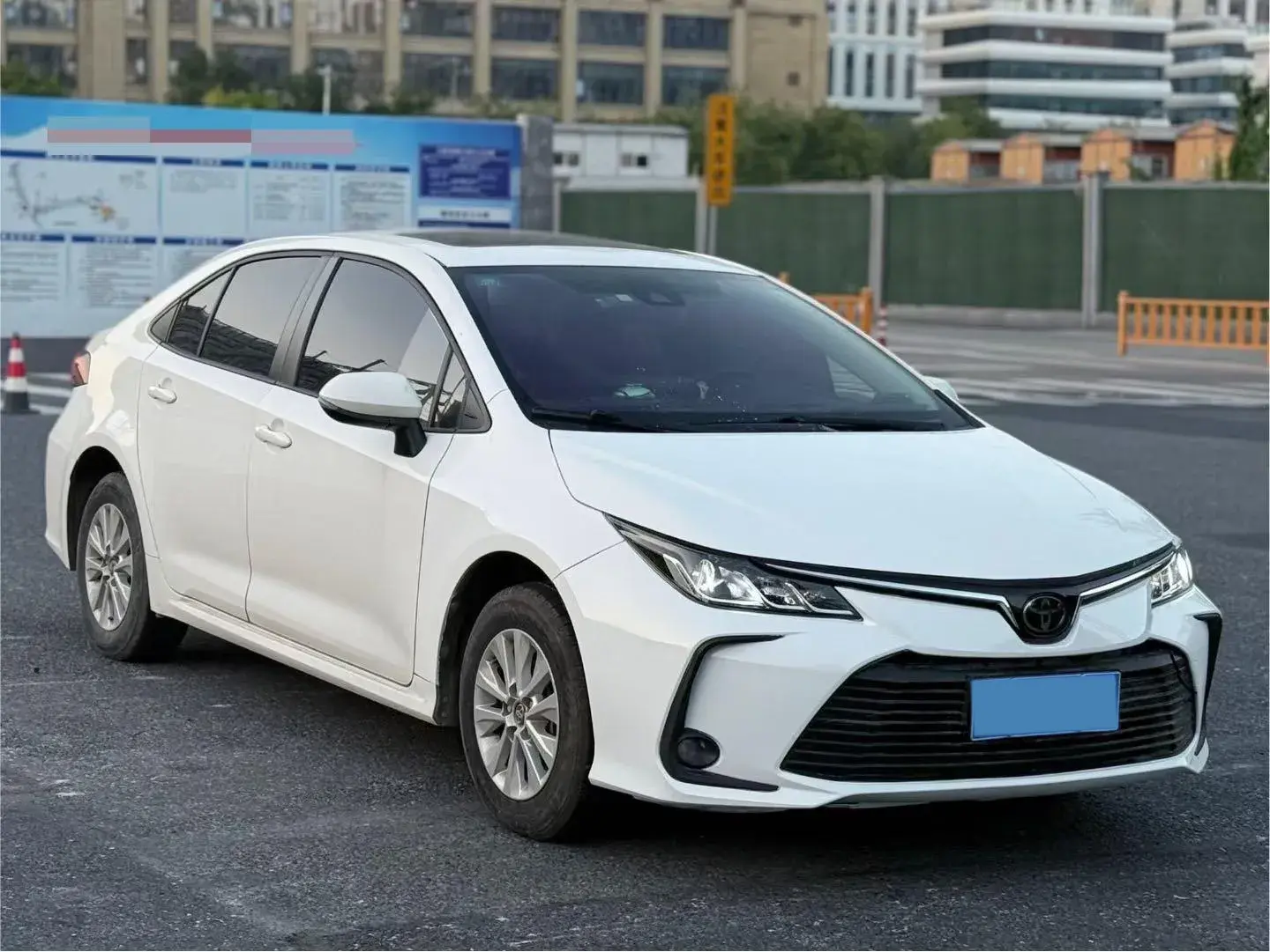 2021 TOYOTA COROLLA thumbnail 3