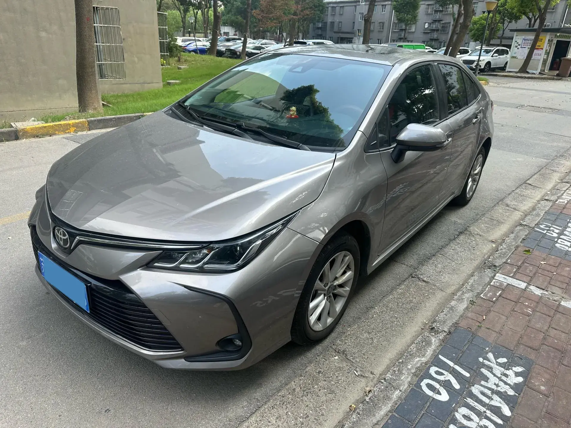 2023 TOYOTA COROLLA view 1