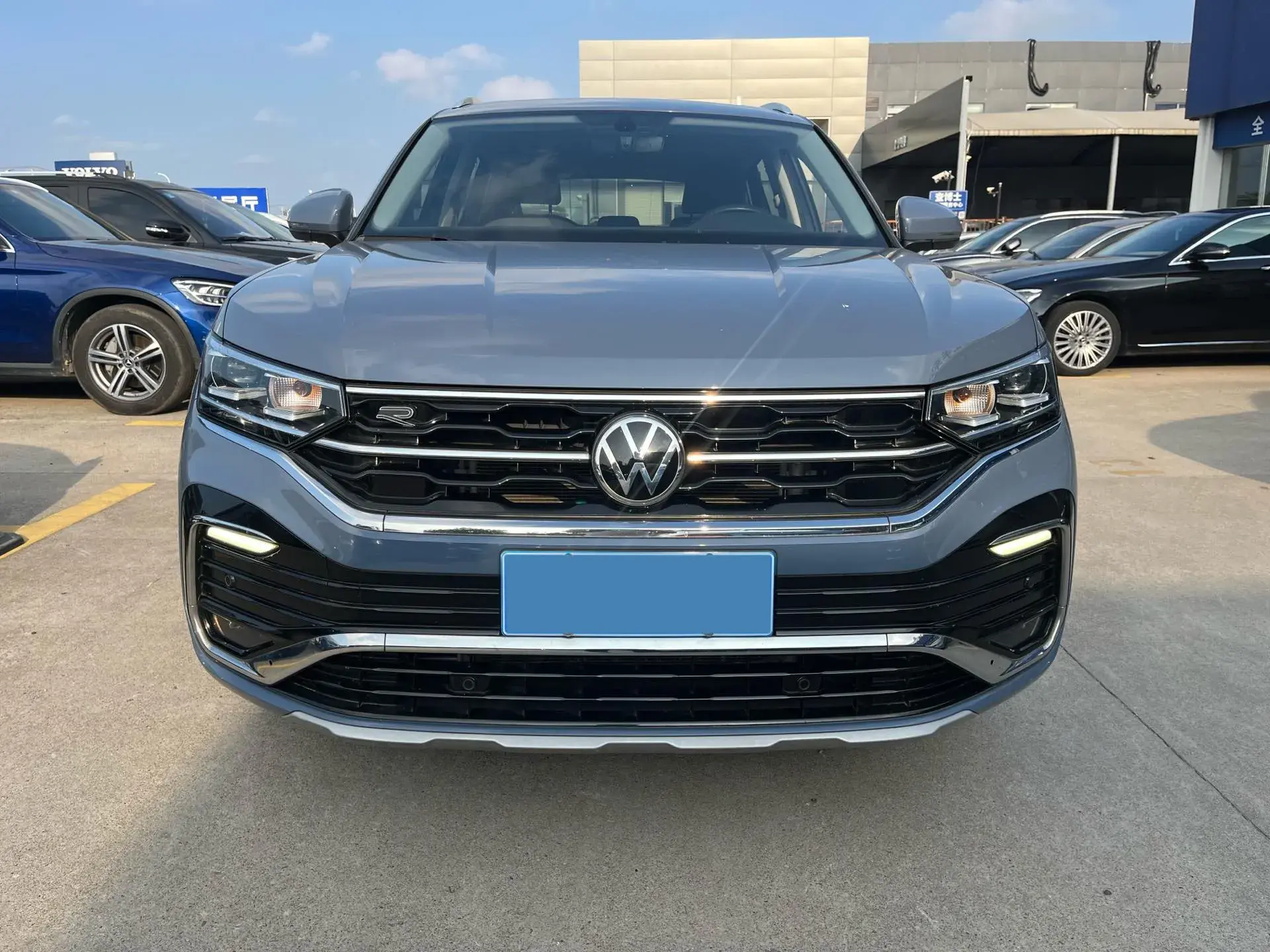 2020 VOLKSWAGEN TAYRON thumbnail 2