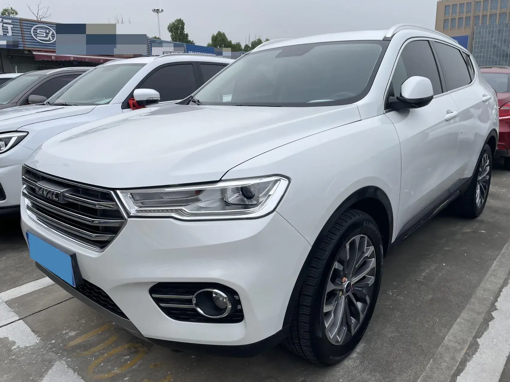 2017 HAVAL H6 view 1