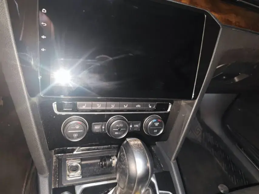 2018 VOLKSWAGEN MAGOTAN thumbnail 4