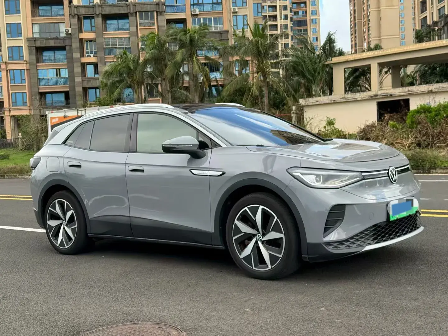 2021 VOLKSWAGEN ID.4 thumbnail 3