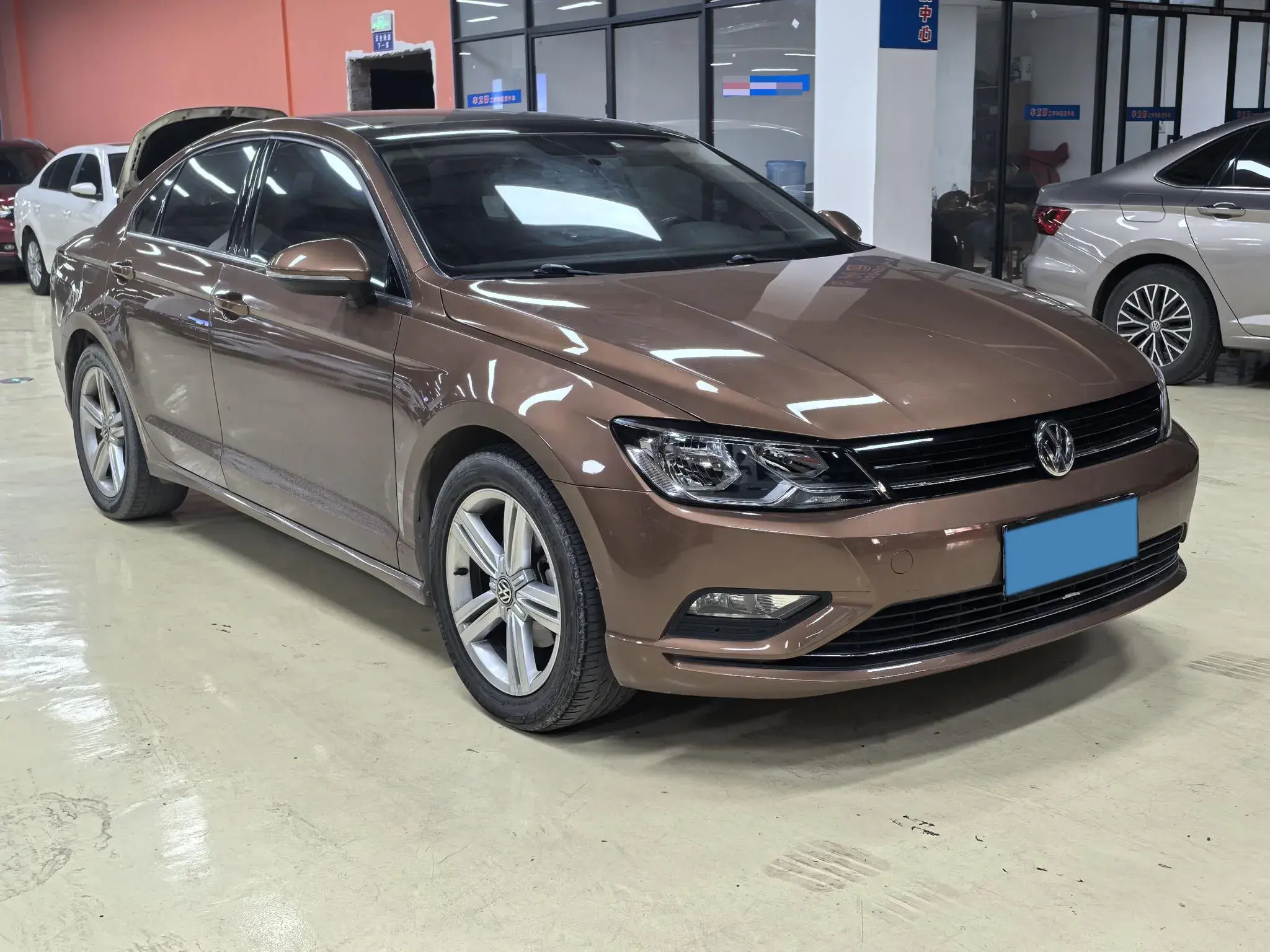 2018 VOLKSWAGEN LAMANDO thumbnail 2