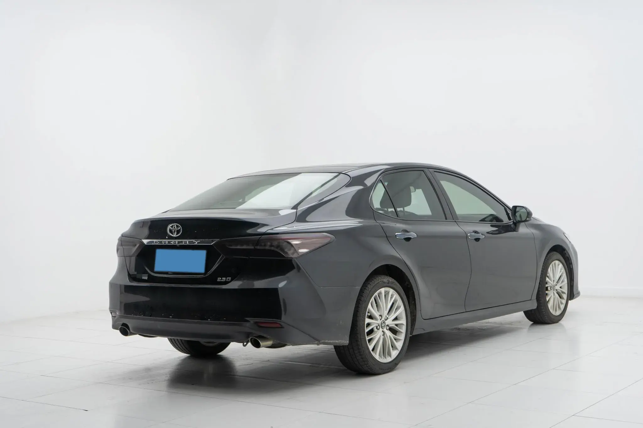 2019 TOYOTA CAMRY thumbnail 2