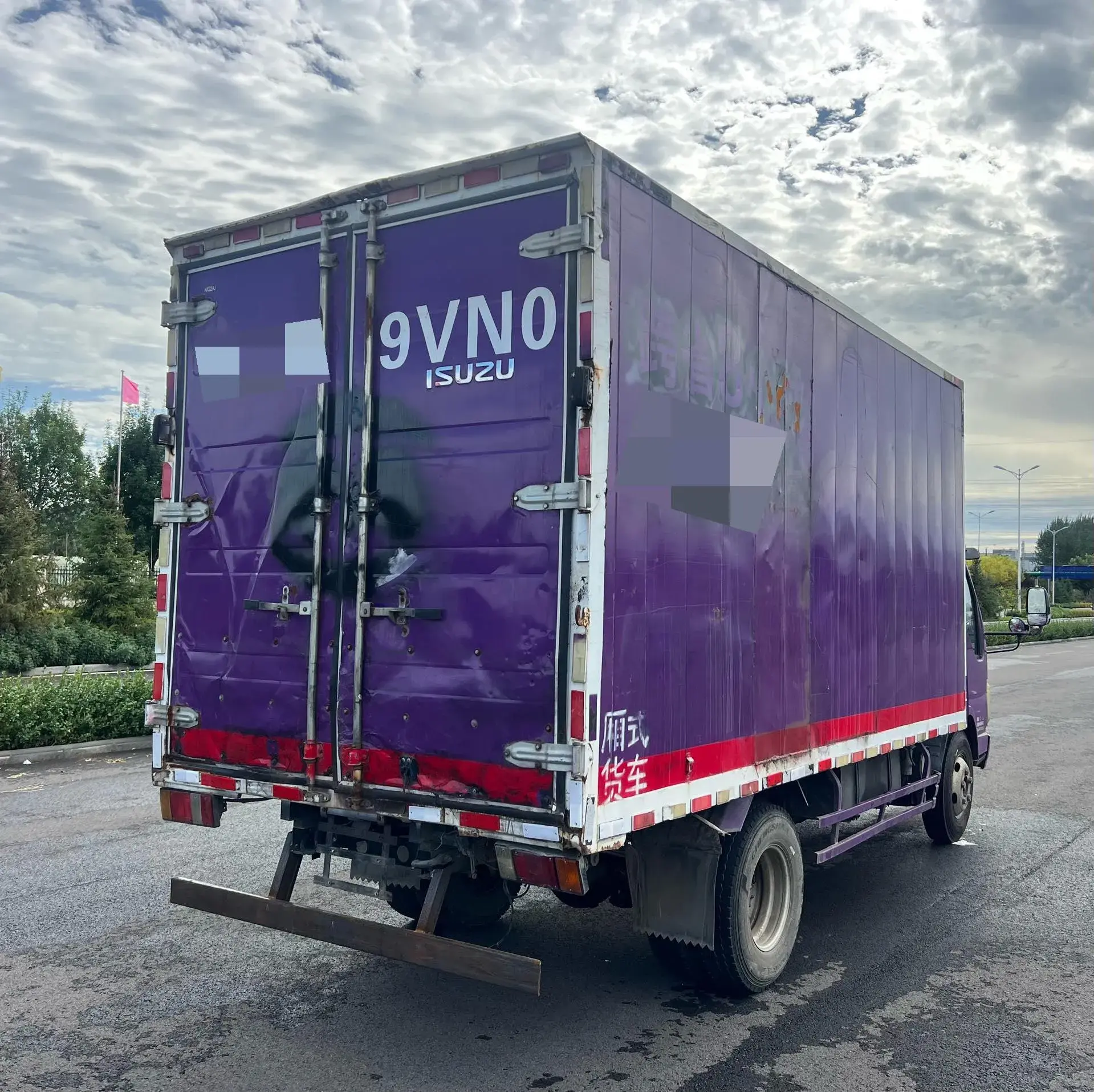 2019 ISUZU D-MAX thumbnail 4