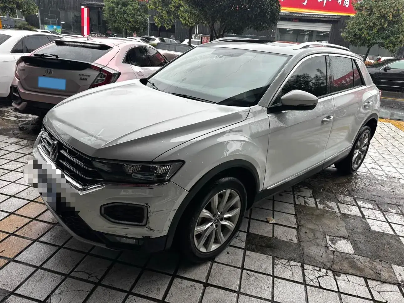 2021 VOLKSWAGEN T-ROC view 1