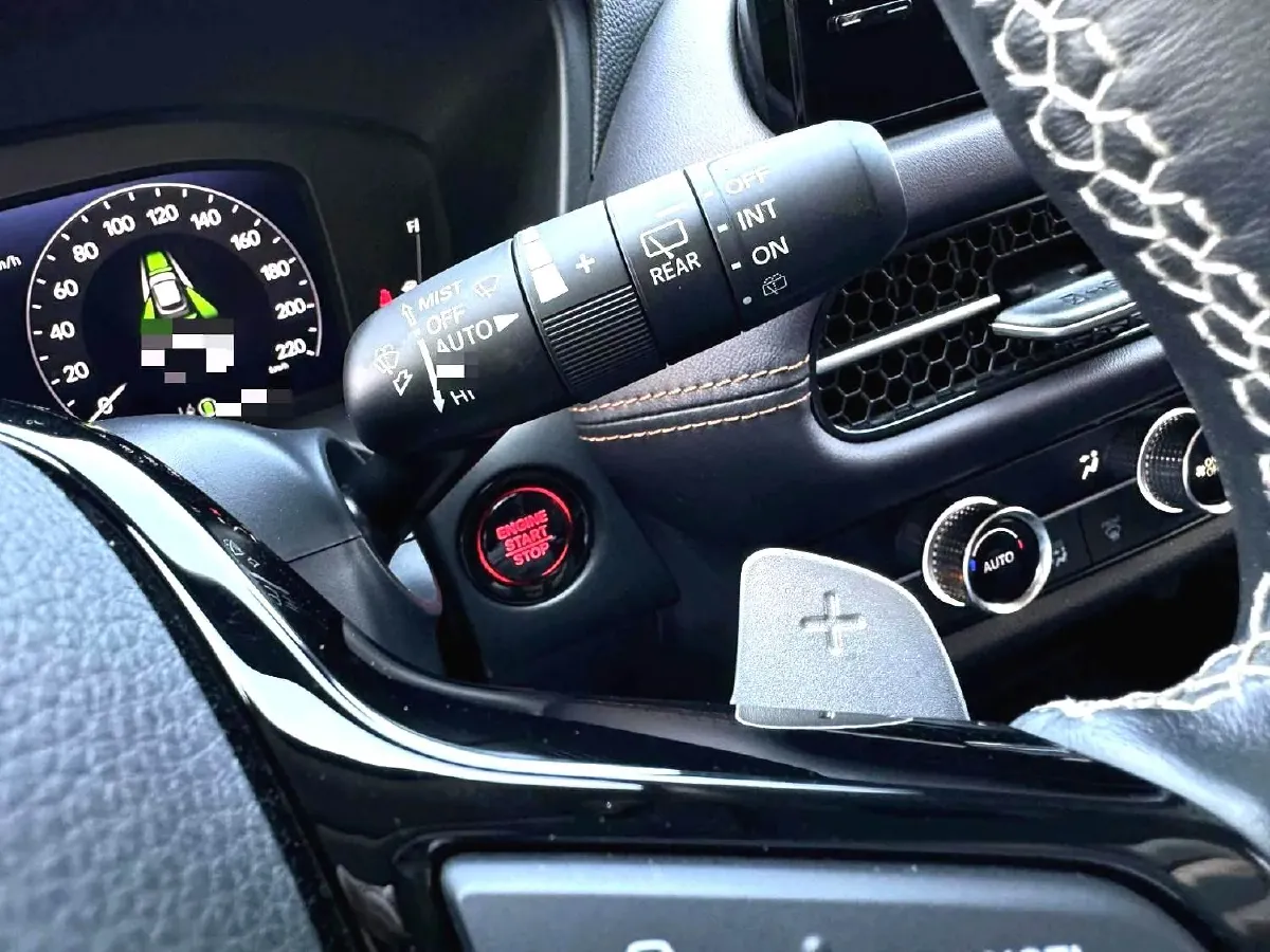 2022 Honda ZR-V 1.5T 182HP L4 CVT,autocango,china used car exporter,china ev exporter,chinese used car exporter,chinese used ev exporter