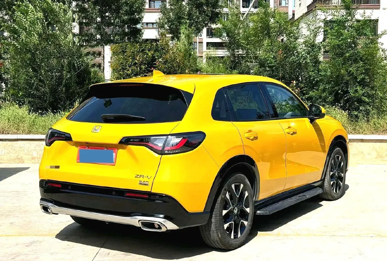 2022 Honda ZR-V 1.5T 182HP L4 CVT,autocango,china used car exporter,china ev exporter,chinese used car exporter,chinese used ev exporter