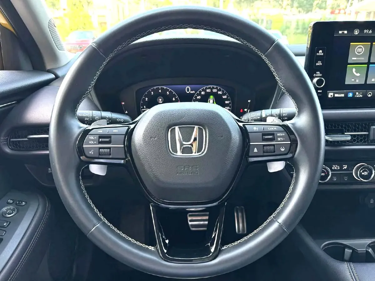 2022 Honda ZR-V 1.5T 182HP L4 CVT,autocango,china used car exporter,china ev exporter,chinese used car exporter,chinese used ev exporter