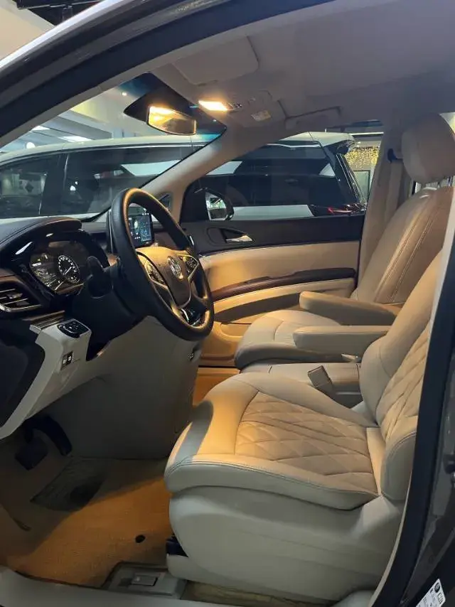 2023 BUICK GL8 thumbnail 3