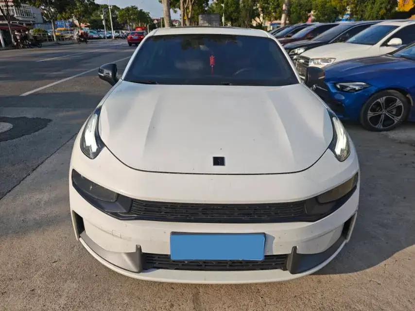 2021 LYNK&CO 03 thumbnail 2