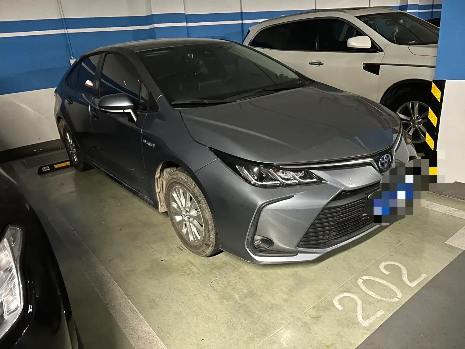 2022 TOYOTA COROLLA thumbnail 3