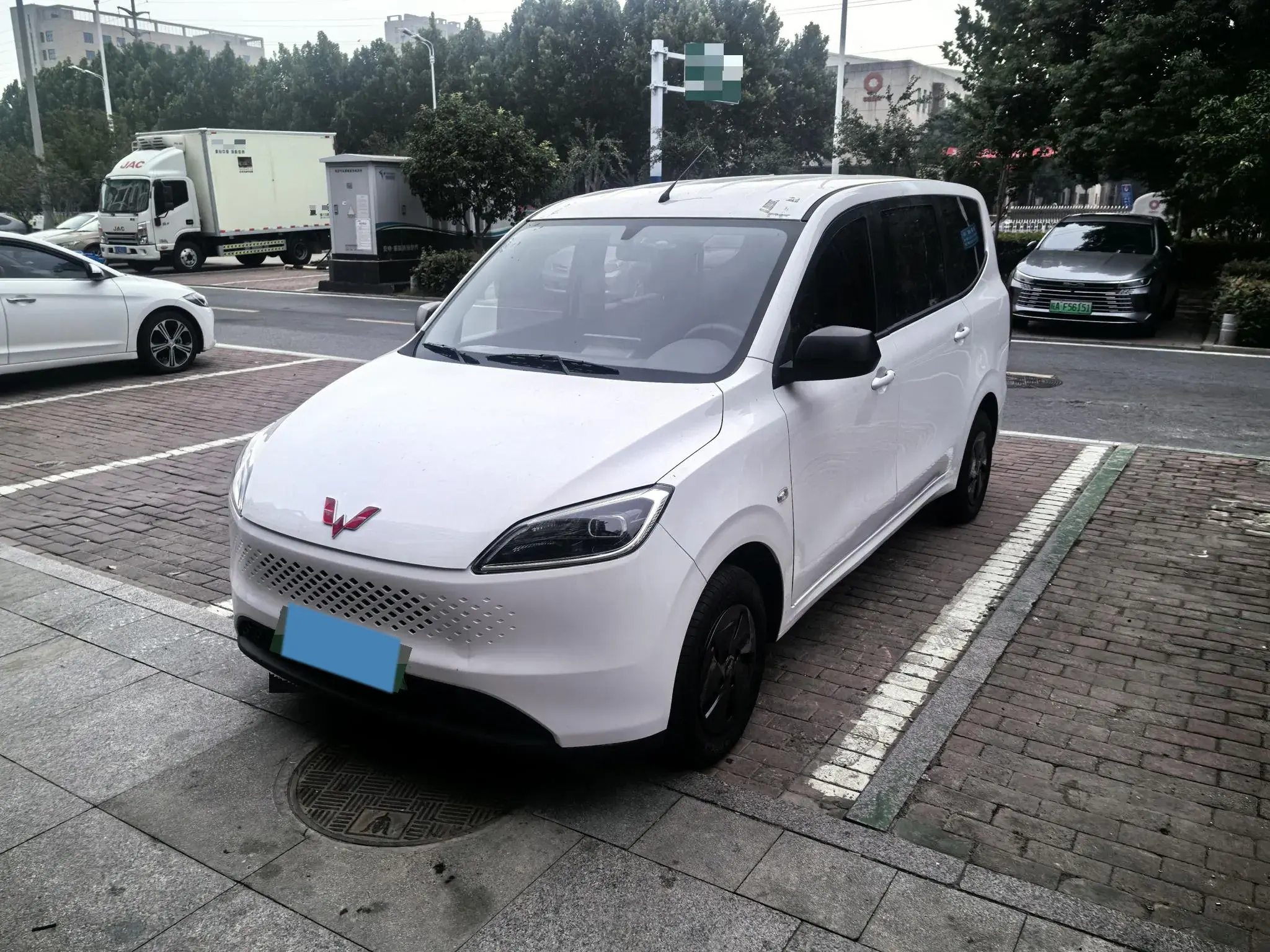 2025 WULING HONGGUANG view 1