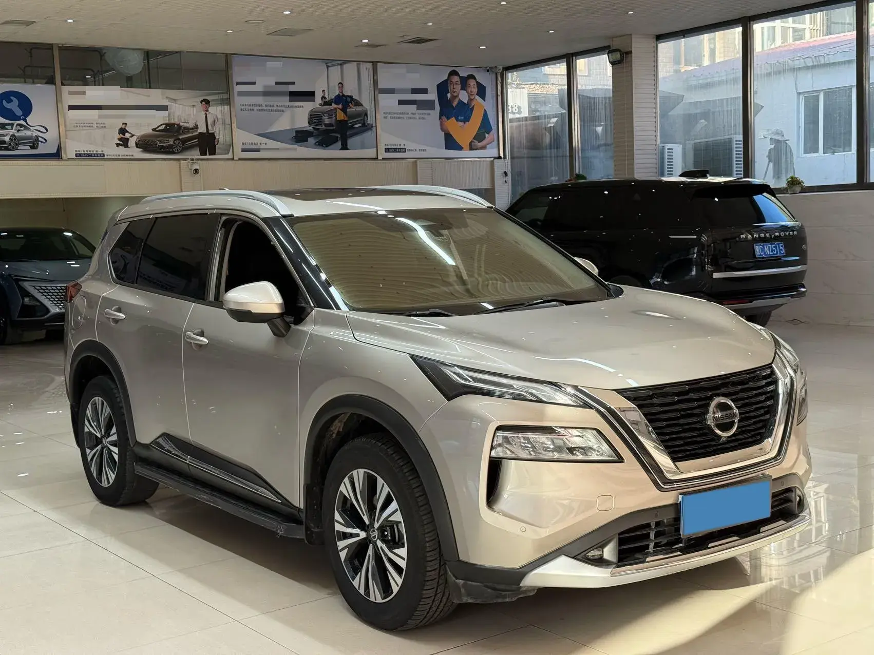 2021 NISSAN X-TRAIL thumbnail 3
