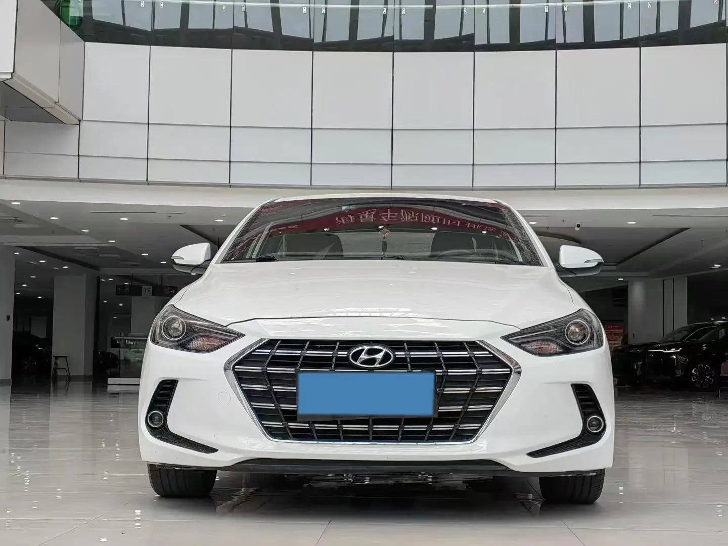 2019 HYUNDAI ELANTRA thumbnail 2