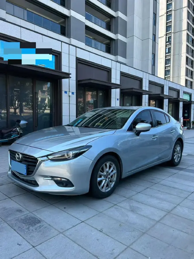 2017 Mazda 3 Axela 1.5L 117HP L4 6AT