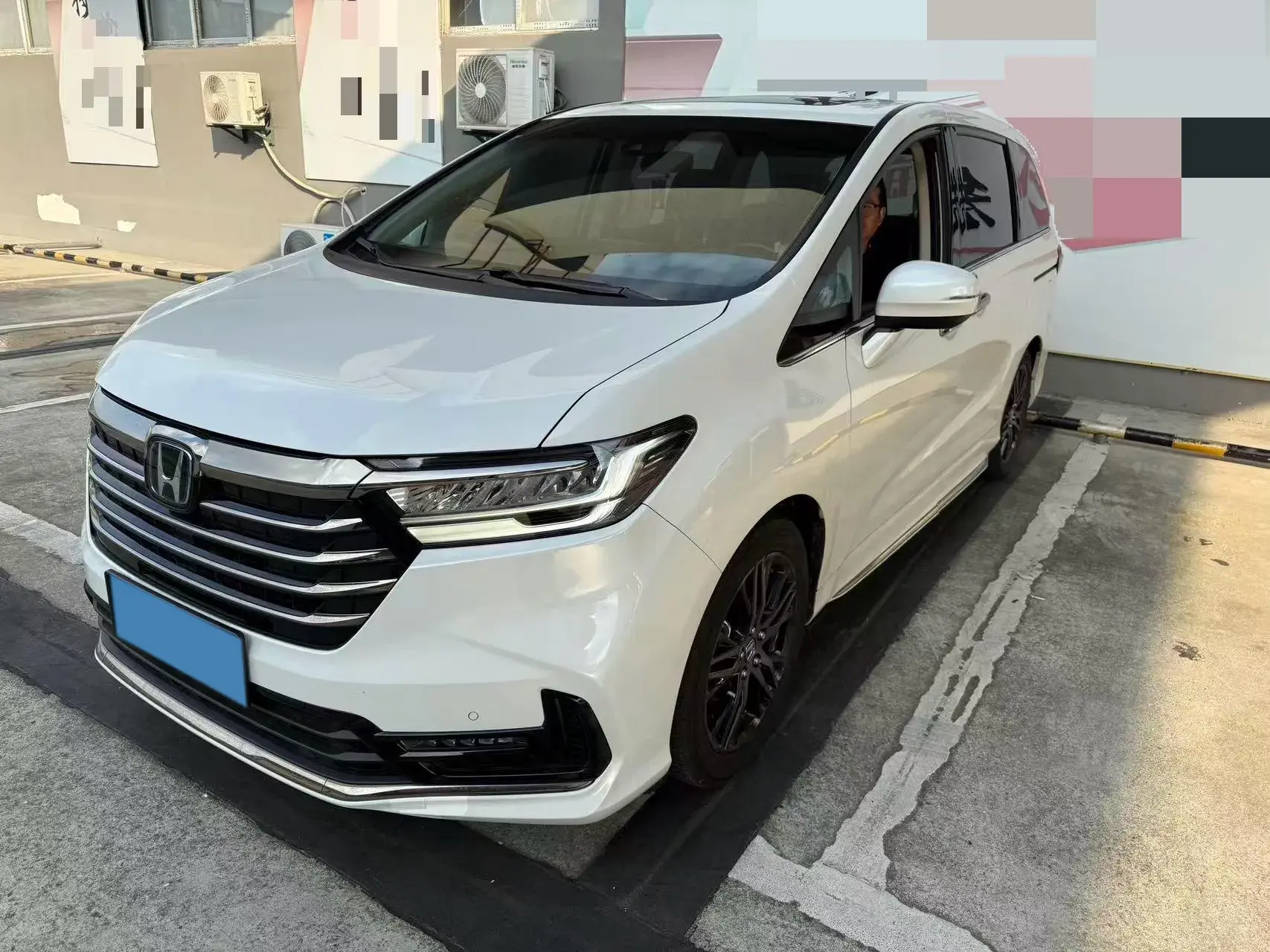 2022 HONDA ODYSSEY thumbnail 3