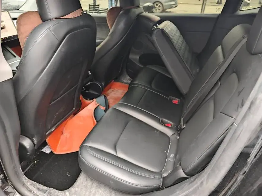 2023 TESLA MODEL thumbnail 4