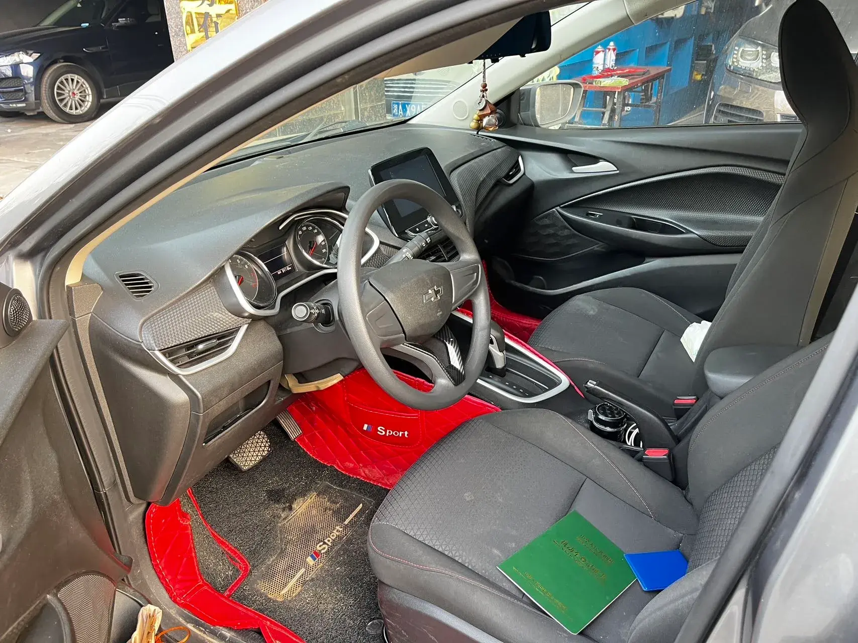 2021 CHEVROLET CAVALIER thumbnail 3