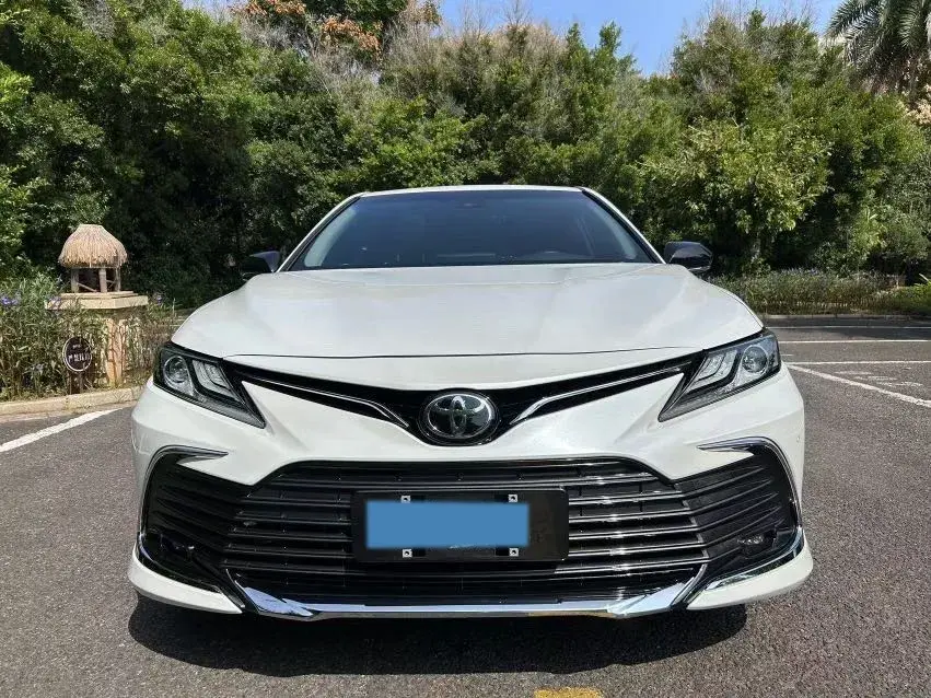 2023 TOYOTA CAMRY thumbnail 2