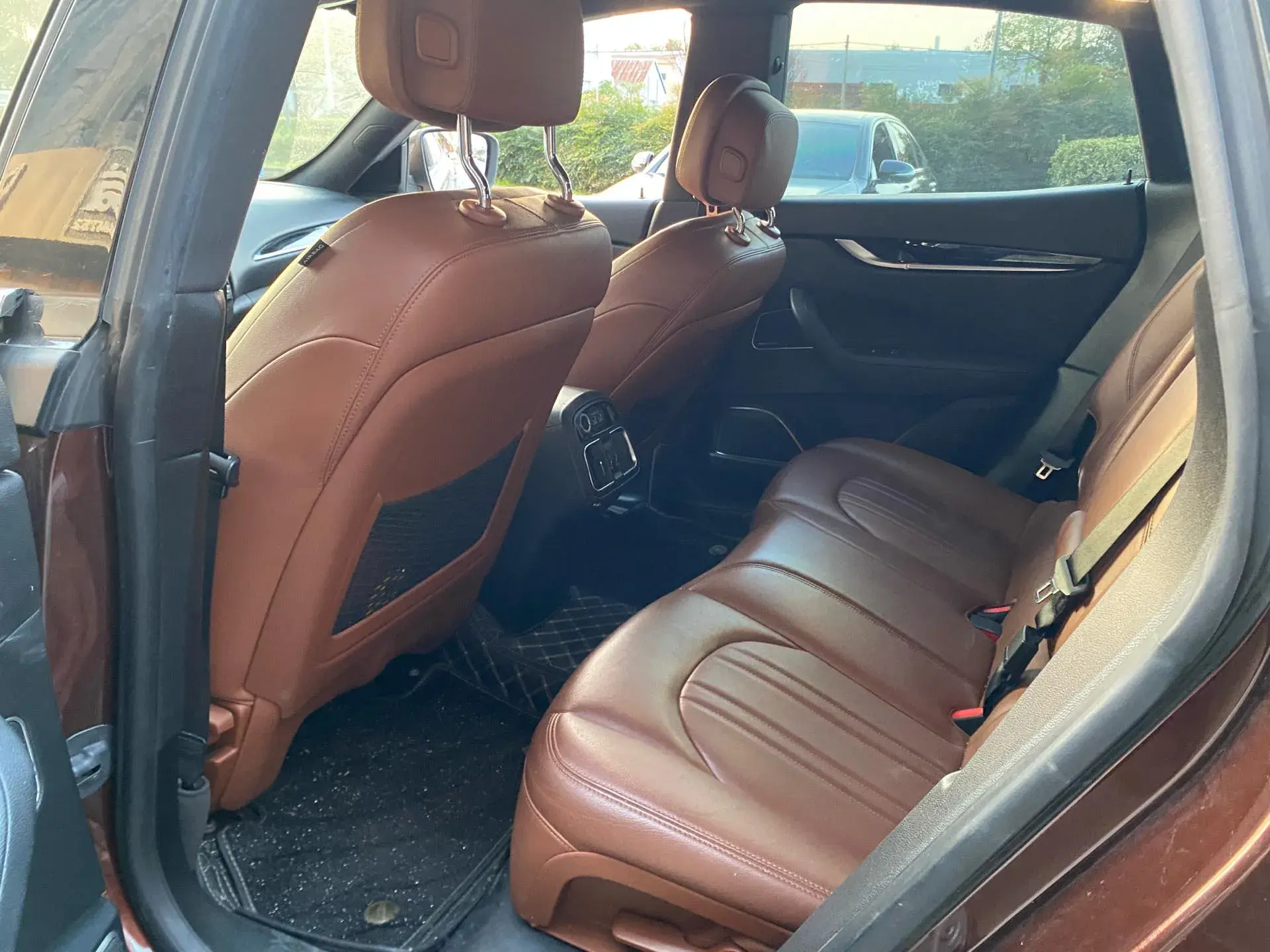 2018 MASERATI LEVANTE thumbnail 4